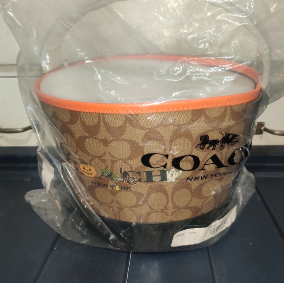 SOLD - Picture 1 of 16